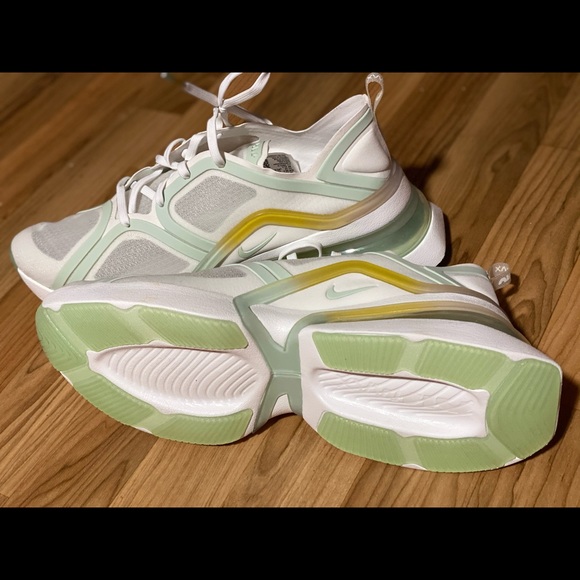 Nike Air Max 270 XX Unisex M (10.5), W (12) NEW main image 4